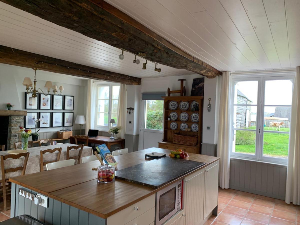 Entire Farm House Stay, La Gerouardiere Barenton Kültér fotó