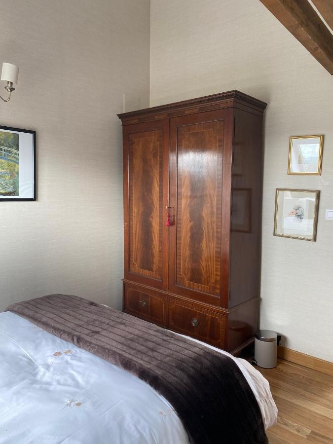 Entire Farm House Stay, La Gerouardiere Barenton Kültér fotó